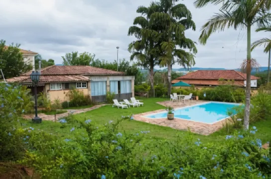 포우사다 파쿠 두 라브지우  호텔