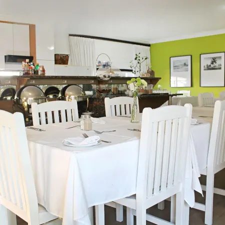 Silver Oaks Boutique Hotel