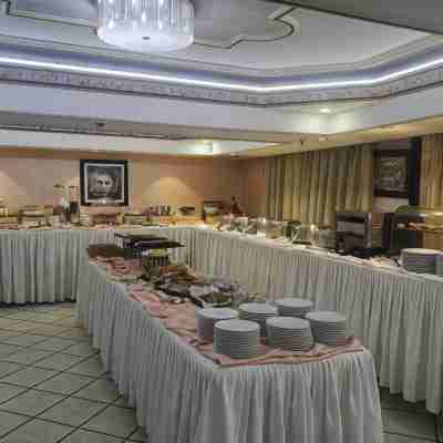 Majliss Hotel Downtown Dining/Meeting Rooms