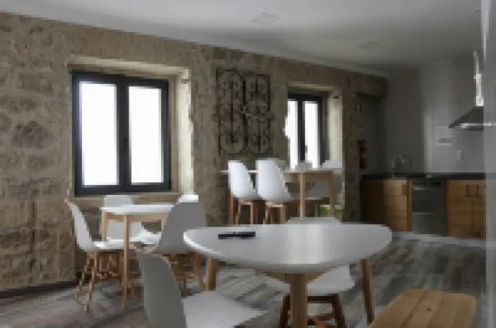 Alojamento Girassol - Guest House - Quarto Com Casa de Banho Privativa