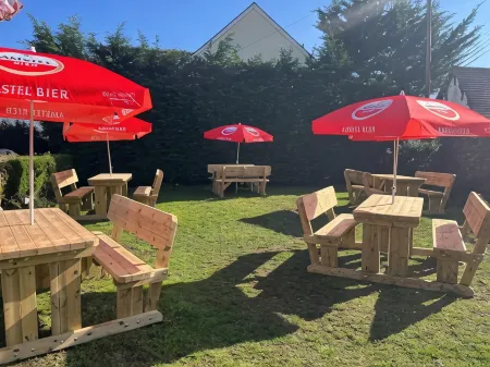 Thorverton Arms Отели в г. Торвертон