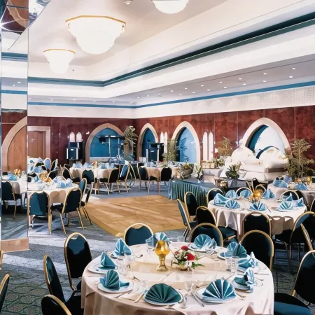 Lou'Lou'a Beach Resort Sharjah Отели рядом с достопримечательностью «Район Аль-Хан»