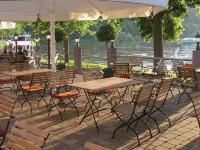 Zum Weserdampfschiff Hotel di Hoxter