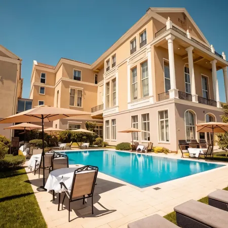 Tresor Le Palais Timisoara, Curio Collection by Hilton