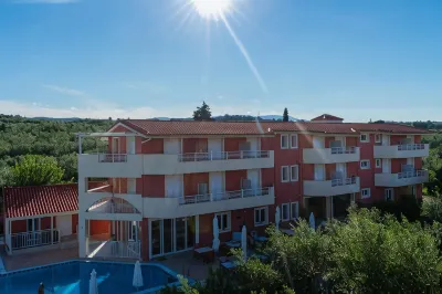 Zante Pantheon Hotel Hoteles en Arkadii