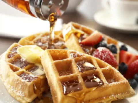 คันทรีอินน์แอนด์สวีทส์ บายเรดิสัน เท็กซาร์แคนา TX โรงแรมในเท็กซาร์คานา