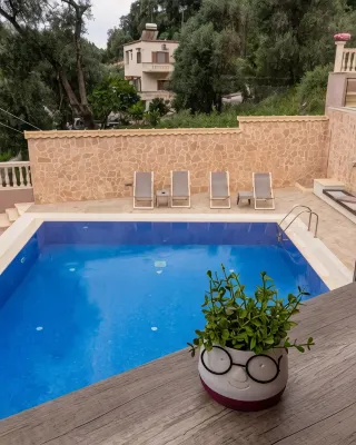 Michaelangelo Boutique Parga Hotels near Art Gallery by Gatsias Art