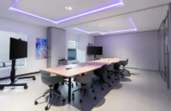 Resort Style Pool and Exceptional Amenities - Amazing Studio