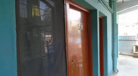 Falcon Hotel Отели рядом с достопримечательностью «Университет Инжиниринг & Текнолоджи Абботтабад Кампус»