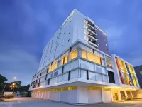 Hotel Amaris Pakuan Hotel dekat Jalan Riau Ujung