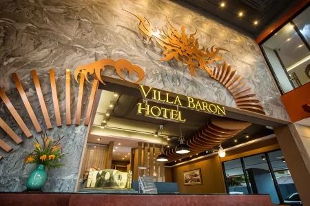 Villa Baron Отели рядом с достопримечательностью «Wat Chonprathan Rangsarit»