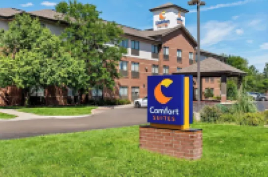 Comfort Suites Denver North - Westminster