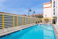 โรงแรมดับเบิลทรีบายฮิลตัน ย่านประวัติศาสตร์ซาวันนาห์