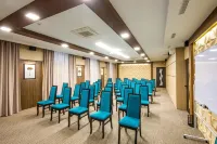 Rayan Hotel Hotels in Osch