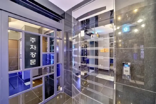 Daegu Pyeongni-Dong J Jay