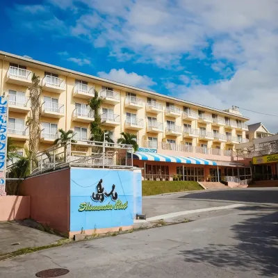 Condominium Hotel Shimanchu Club Các khách sạn gần Bãi biển Kariyushi