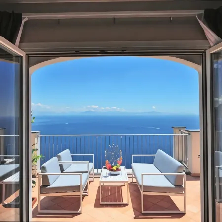 Amalfi Blu Retreat