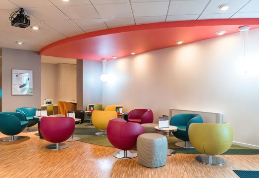 호텔 객실 내부 2