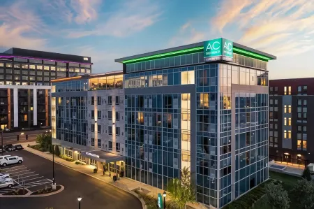 AC Hotel Minneapolis West End Отели в г. Хеннепин