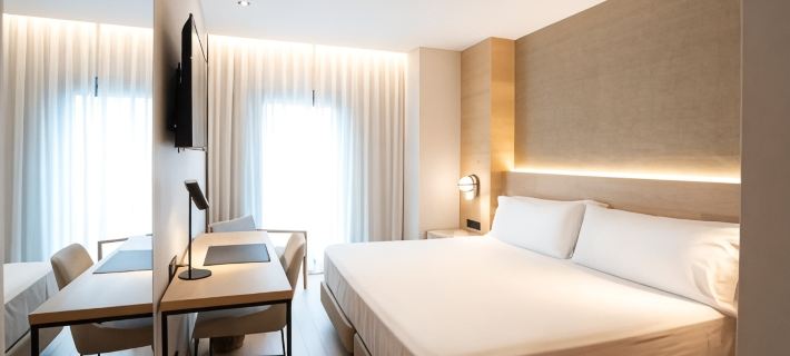 Hotel Zenit Bilbao โรงแรมในบิลเบา