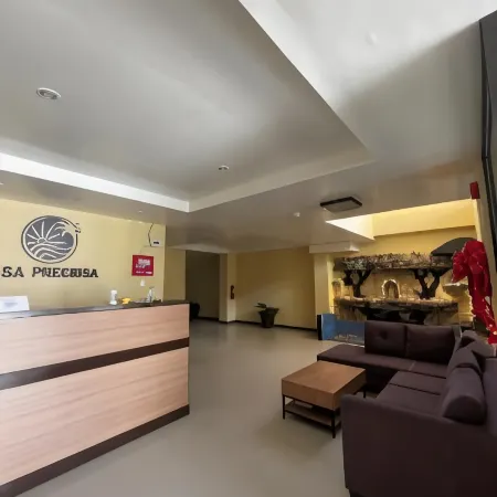 Casa Preciosa Moalboal Inn