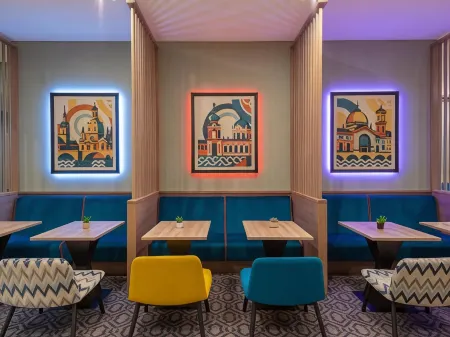 Hampton by Hilton Dresden City Centre Отели в г. Дрезден