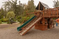 Riverside Resort & RV Park Hotels in Qualicum Beach
