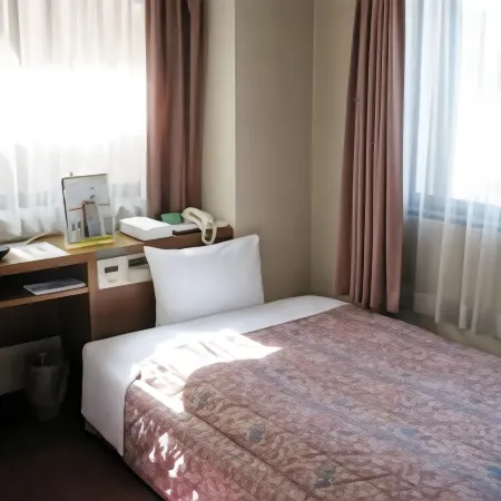 Business Hotel Sunlight Honkan