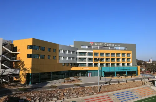 YMCA ศูนย์สำหรับเยาวชน - โฮมสเตย์
