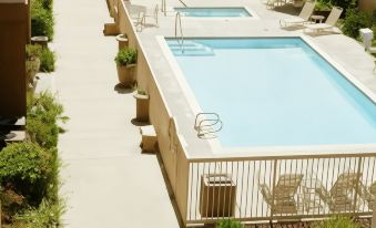 Hampton Inn & Suites Redding