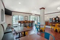 Best Western Plus Blue Angel Inn Hotel a Escambia County