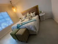 Spacube Luxury Suites and Spa - spa