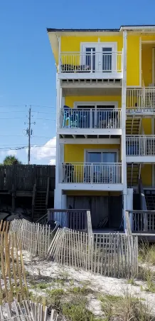 Sticks In the Sand #10B Private Bch 1 Bd END UNIT Отели рядом с достопримечательностью «Destin FL Rentals»