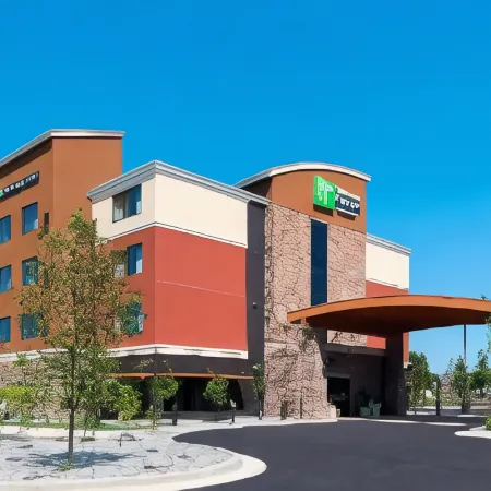 Holiday Inn Express & Suites BUTTE by IHG