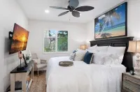 A resort property with plenty of amenities and close to downtown Naples