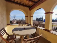 Le 5 Frecce Hotels in Cavour