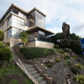 Blue Hills Motel Hotels near Army Museum of Tasmania