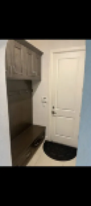 Modern 4 Bedroom Resort Style Home With Pool!