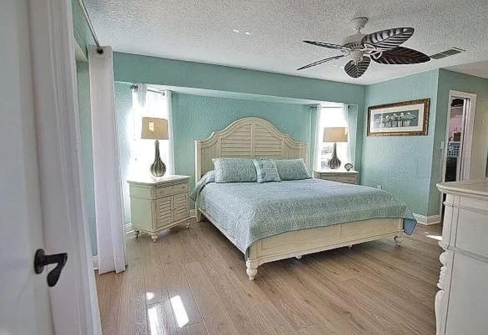 Spacious Punta Gorda Home w/ Private Pool & Views! - Housity