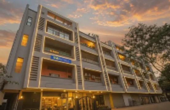 FabHotel Seven Hills - Nr Mumbai International Airport