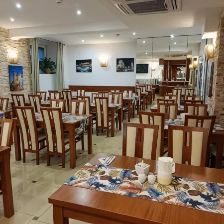 Aparthotel Adler