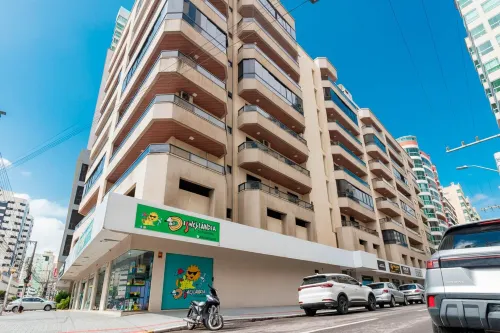 Fully Equipped Apartments in Meia Praia, 150m From the sea - Eoos