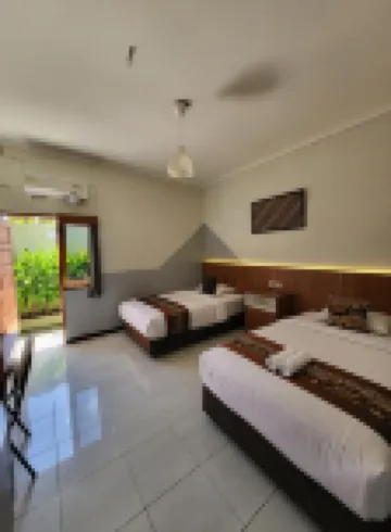 Wisma Anugerah Redpartner Near Masjid Zayed Solo