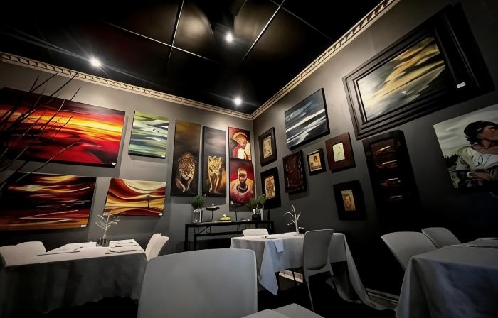44 on Ennis Guest Lodge and Restaurant -