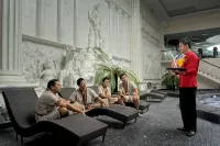 Grand Elite Hotel Pekanbaru - С тренажерным залом