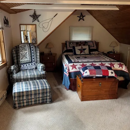 KD CottagesCharming stone cottage on Dunnings Creek in Bedford County