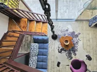 Charming 1-bedroom chalet in lush Poas with cascading pools & raw nature  WiFi - 民宿