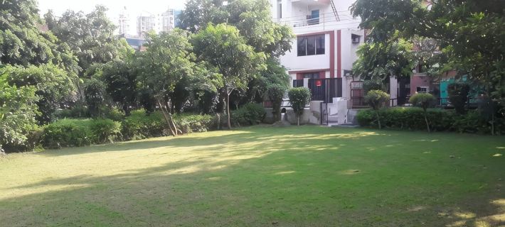 Hotel Akash Palace Hotels in Noida