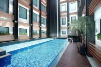 Hotel COZi Resort - piscina