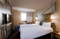 Ibis Paris la Défense Courbevoie